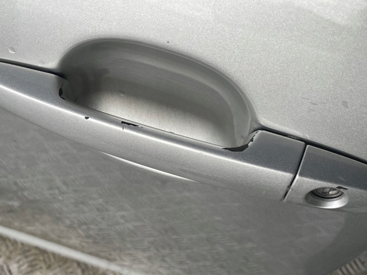 фото №8, Toyota corolla verso ii дверь передние левое левые перед 2008r