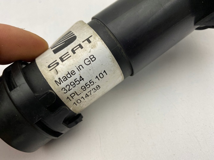 фото №3, Seat leon ii 2 рестайлинг левый распылитель лампы 09-