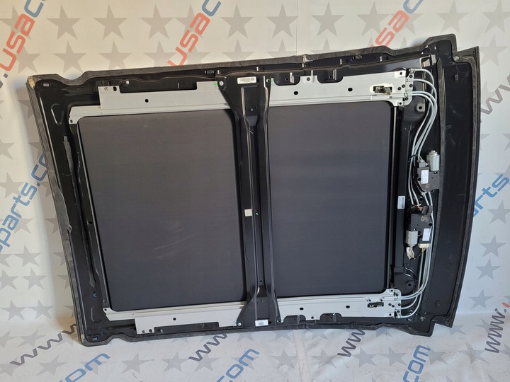 фото №9, Mercedes-benz gls x166 2016 люки