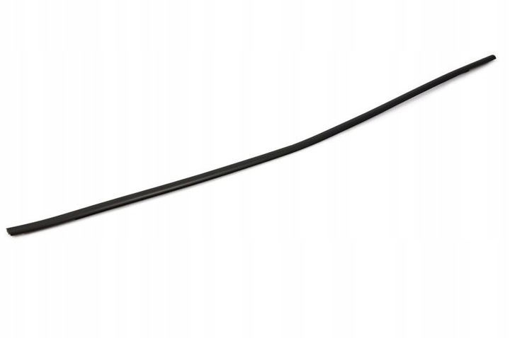 фото №1, Bmw e60 e61 прокладка скла передній лобовий