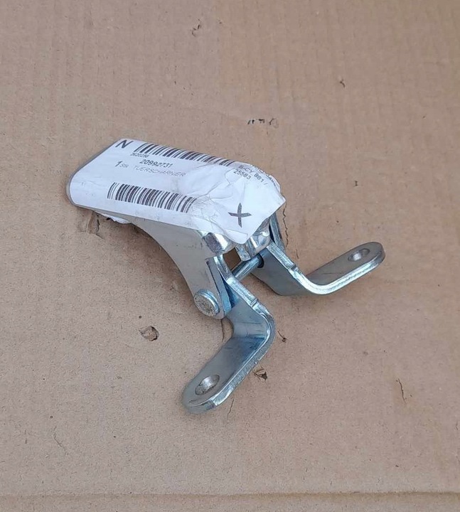 фото №1, Петля дверь 20992731 20992731