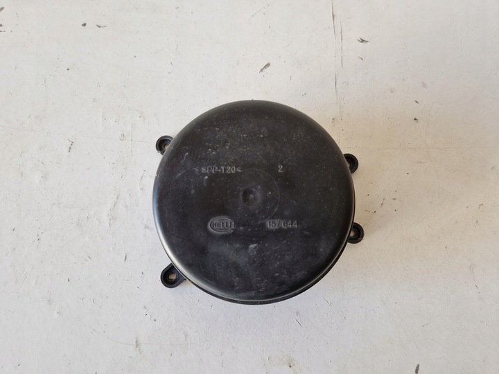 фото №1, Заглушка крышка крышка лампы ксенон правые перед opel vectra c 1.8 b 157644