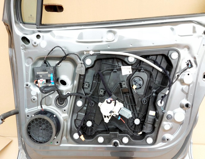 фото №10, Skoda enyaq 23r. двері правий перед колір ebjc 5la831312