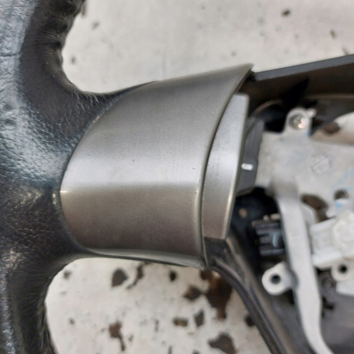 фото №3, Subaru forester sh 3 кермо шкіряний багатофункціональна