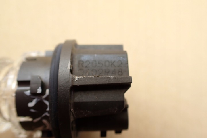 фото №5, Toyota rav4 iv 13- prius lexus nx лампочка тримач зад led 8145542060 oem номер