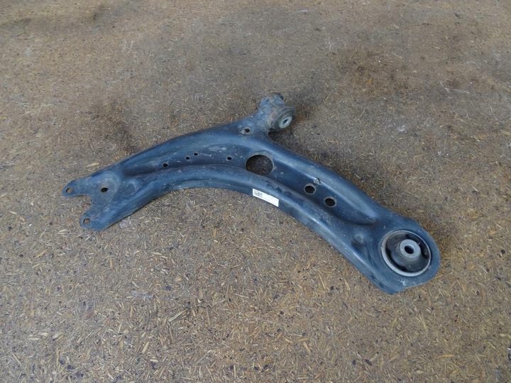 фото №1, Audi a3 8v golf vii leon iii рычаг левый перед переднее 5q0407151r