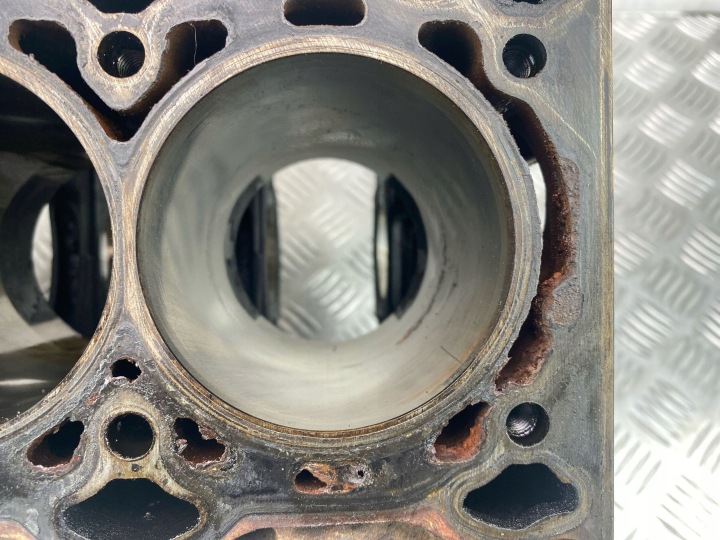 фото №13, Блок  двигуна opel corsa d 1.2 24450960 z12xer