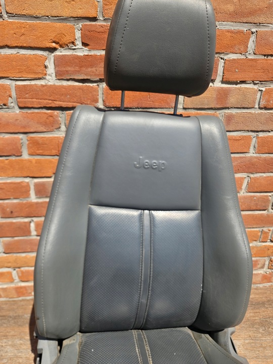 фото №9, Jeep grand cherokee wk 5-10r сиденье правые перед серый