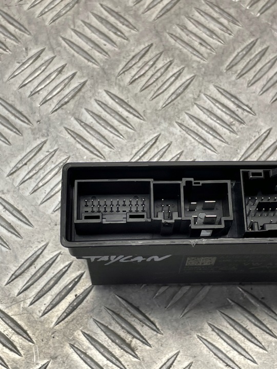фото №11, Porsche oem номер 4m8959760b taycan модуль блок керування  сидіння