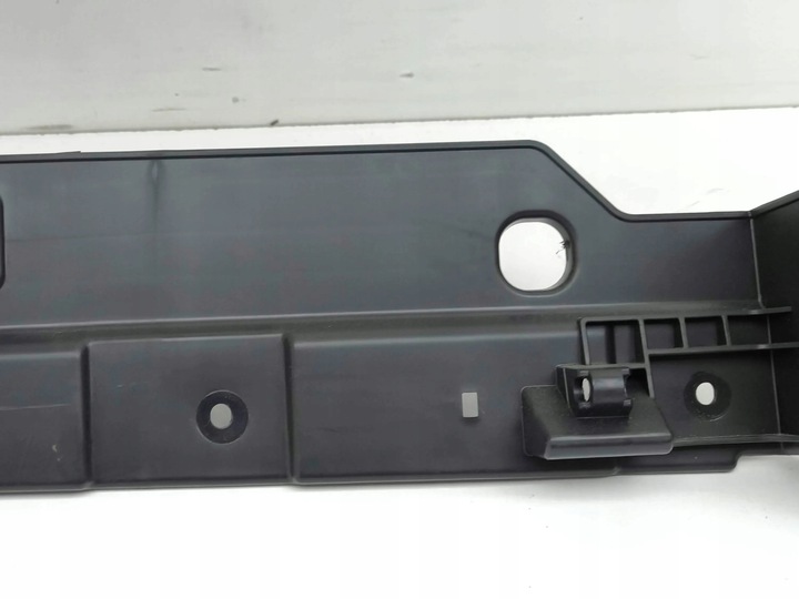 фото №6, Hyundai kona i 2019 element панелі розподільчої / dół