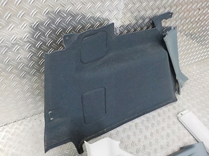 фото №4, Ford c-max mk2 боковина оббивка багажника зад лівий