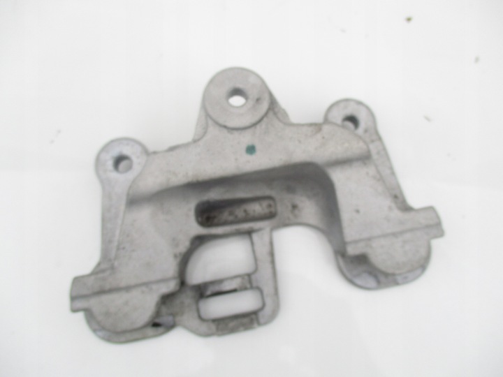 фото №2, Лапи двигуна mercedes c-klasa w205 w206 glc x253 w213 gle 1.5 2.0 cgi turbo