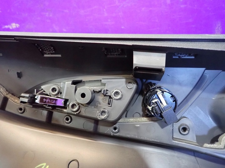 фото №10, Opel corsa e 14- 3d 3 двері оббивка двері боковина правий 454275993 13403486