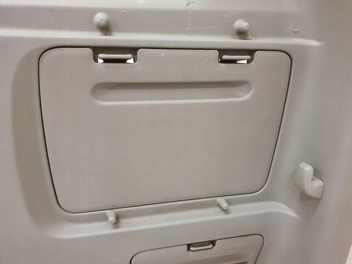 фото №8, Боковина багажника оббивка правий зад rav4 ii