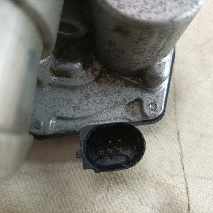 фото №13, Ford fusion 13- дроссельная заслонка usa ds7g-9f991-bb