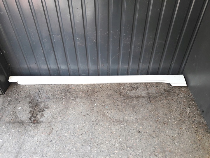 фото №1, 3g0853858f планка поріг накладка vw passat b8 біла
