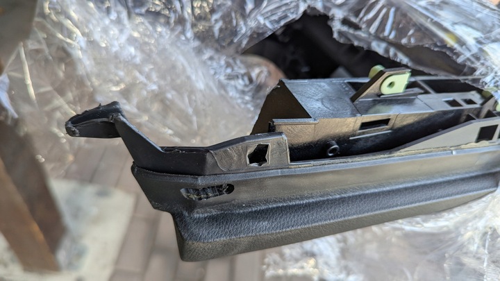 фото №10, Панель роздавальна капот peugeot 3008 i