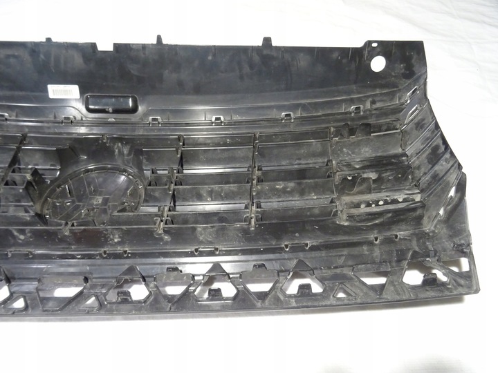 фото №13, Решітка решітка радіатора решітка радіатора емблема бампер перед vw crafter ii 2 7c0 7c0853653j