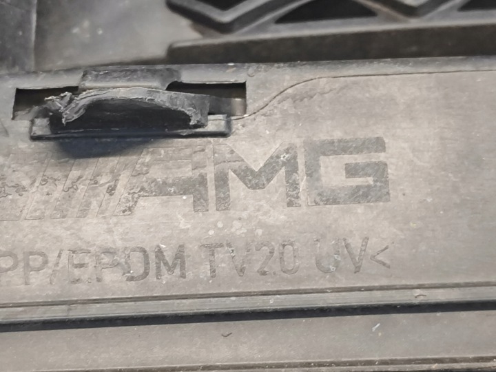 фото №16, Mercedes e клас w213 amg решітка середня бампера перед a2138852500