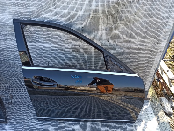 фото №8, Mercedes w204 c-klasa праві двері перед передні 197 комплектні w колір
