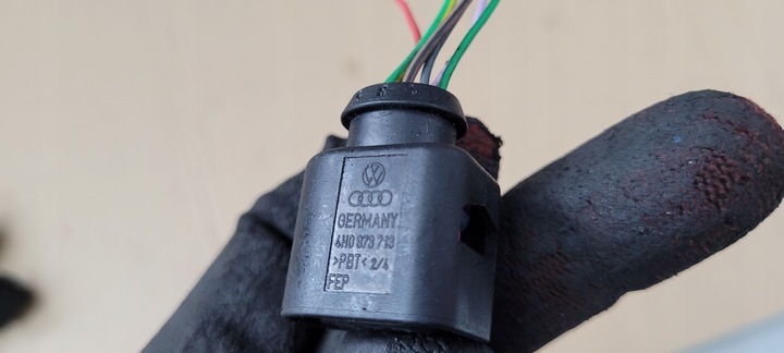 фото №12, S4 b8 рестайлинг a4 штекер разъём соединитель 4h0973713 a6 c7 a5 q5 sq5