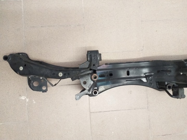 фото №13, Bmw 1 f40 m135i 19- балка підвіски заднього 6883011