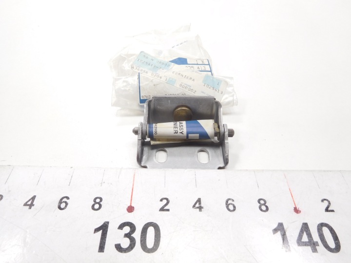 фото №7, Петля задней крышки ford ka -2008 oem номер 1025413