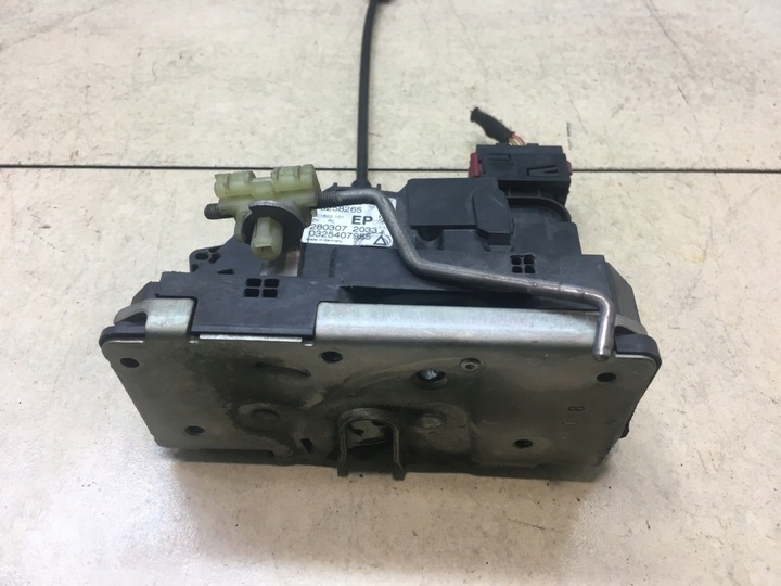 фото №5, Замок двері лівий зад corsa d 6 pin 13258265