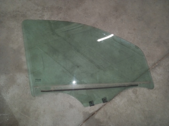 фото №1, Renault экспресс 2021- стекло дверь правые lub левый перед правая