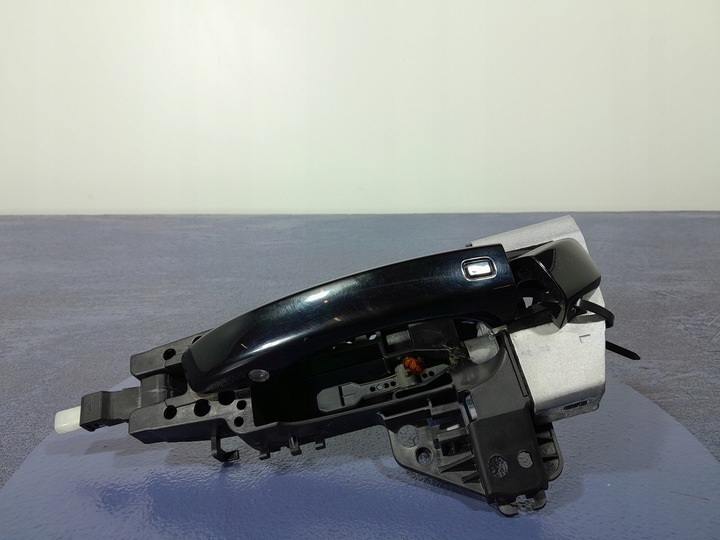 фото №1, Audi q7 ii 4m рестайлинг ручка дверь перед левая 4 pin 4m1837885a eu lc9x