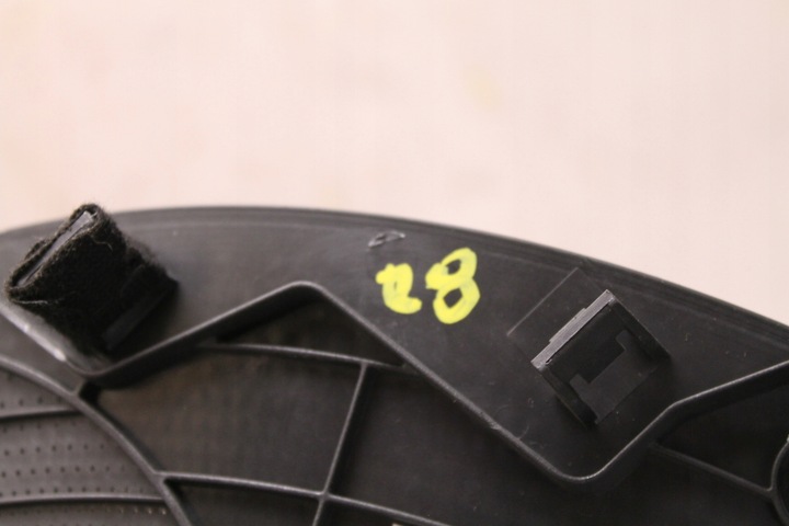 фото №5, Audi r8 420 06- маскувальна накладка динаміка 420035435a