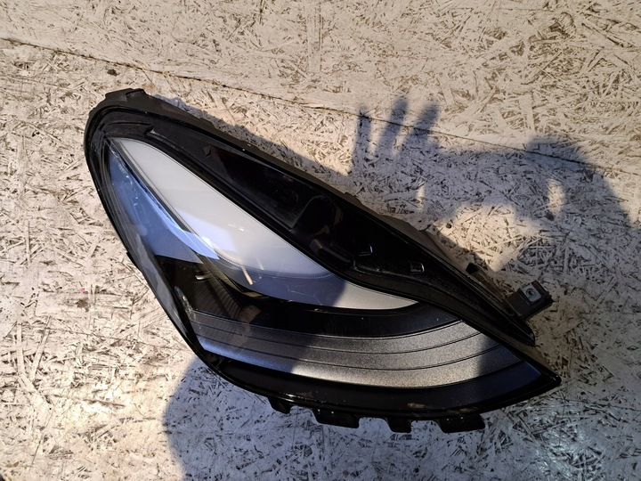 фото №3, Tesla 3 рестайлинг y 1514953-00-c лампа правые перед