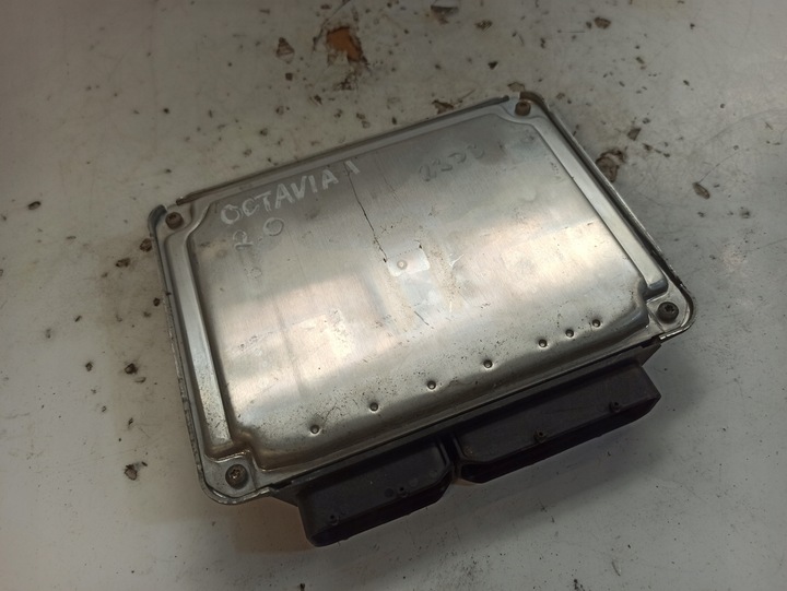 фото №8, Skoda octavia 2.0 блок управления двигателя 06a906032lc 0261207819