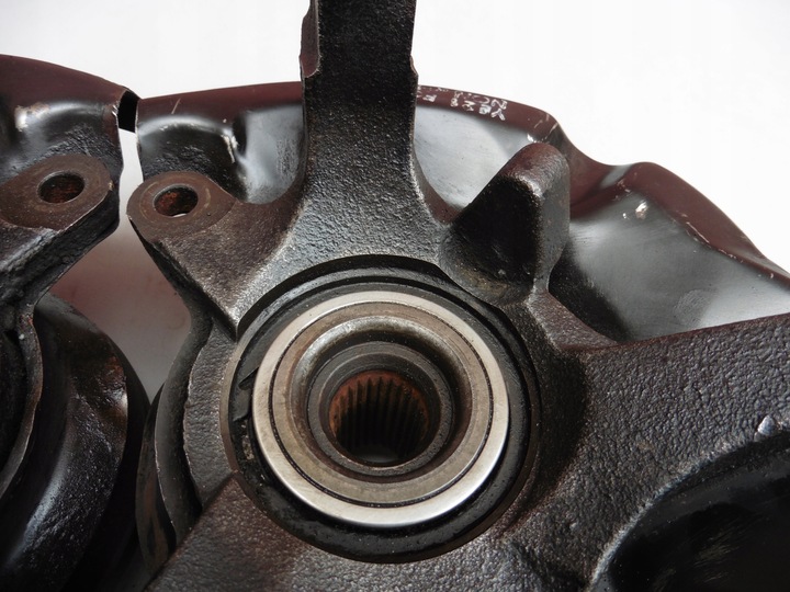 фото №3, Поворотный кулак ступица левый перед matrix 1,5 crdi 03r