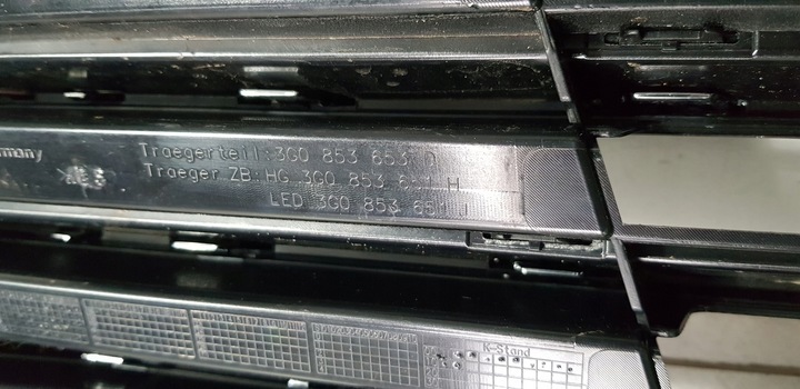 фото №12, Vw passat b8 3g 14- решітка решітка радіатора бампера 3g0853653d