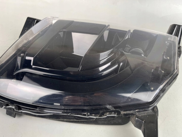 фото №8, Противотуманная фара передняя перед сторона правая tesla модель s 100600000d