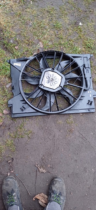 фото №15, Mercedes w211 вентилятор радиатор 2.2 cdi корпус