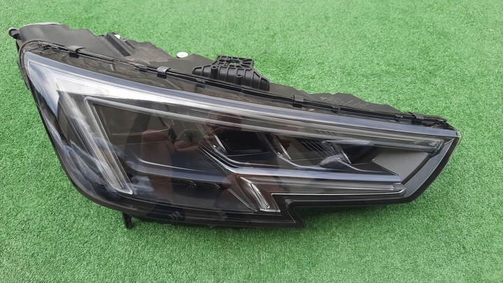 фото №1, Audi a4 rs4 8w0 полный led matrix лампа передняя