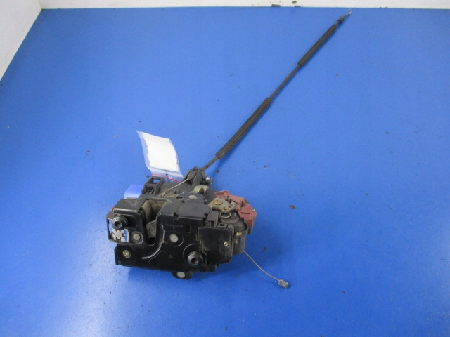 фото №1, Altea i замок правый перед оригинал 9pin+linka