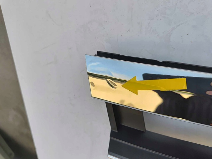 фото №9, Volkswagen touareg iii 18- решётка радиатора решётка бампера перед новая оригинальный номер 4157