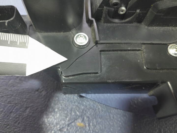 фото №8, Volvo xc60 i замок дверь зад правый 10 4 pin 30799322