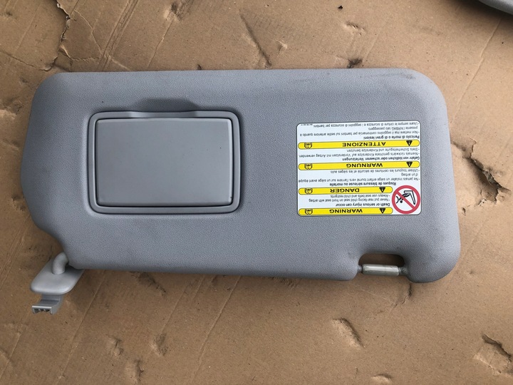 фото №1, Солнцезащитный козырёк козырёк правые mazda 5 05-07