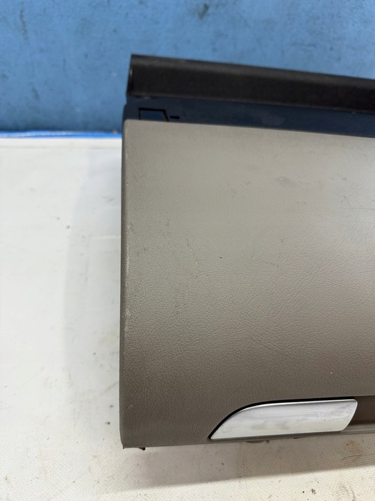 фото №8, Бардачок полка пассажира audi a3 8p 2003-2012 r европа