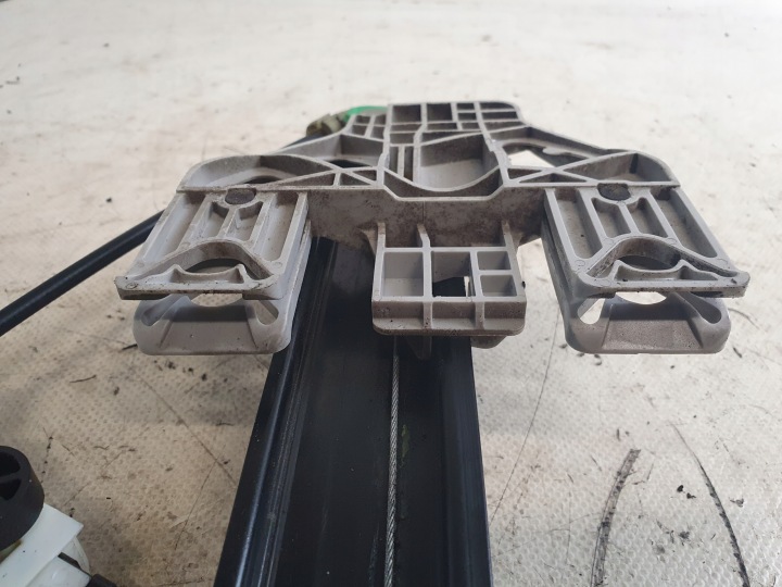 фото №4, Підйомник вікна audi a4 b8 праве зад 8k0959812