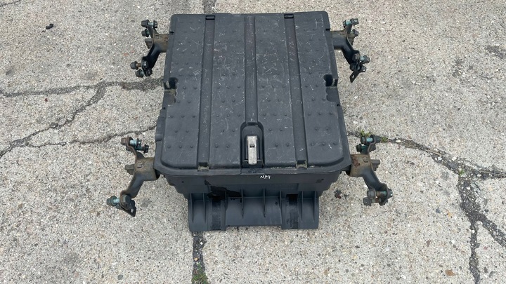 фото №1, Основа коробка акумуляторів mercedes actros mp4