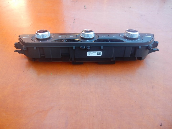 фото №8, Панель кондиционера audi a4 b9 8w 16r