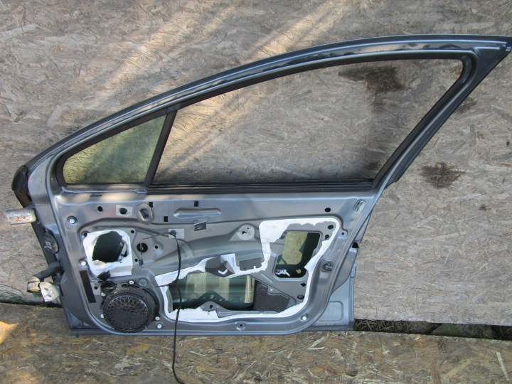 фото №8, Двері перед праве peugeot 407