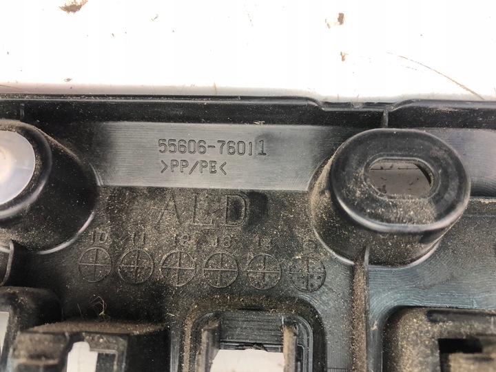 фото №5, Lexus ct 200 нижняя защита консоли панели распределительной 55606-76011