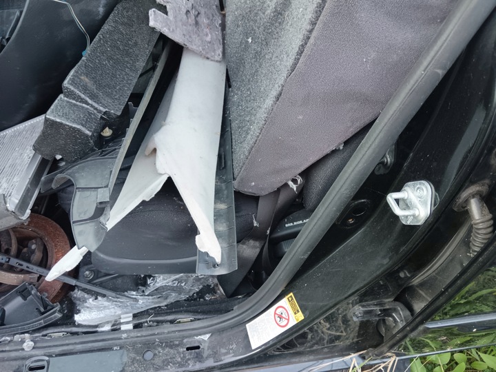 фото №8, Toyota corolla e12 2002-08 прокладка двері кузовна ліва права перед зад