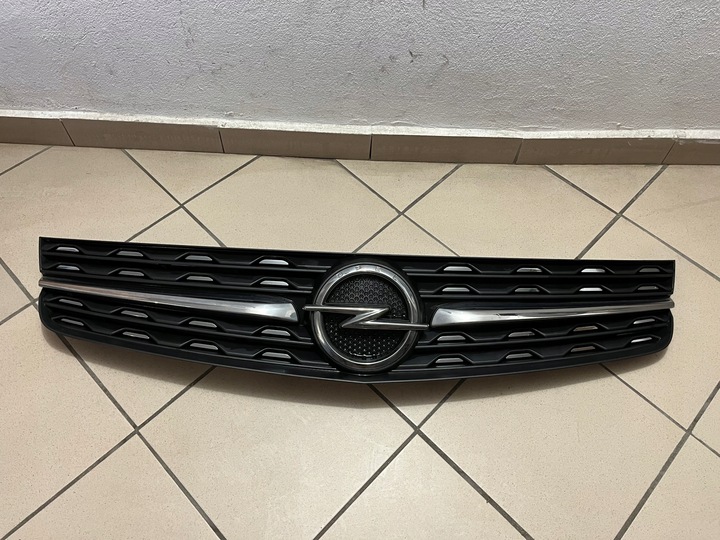 фото №1, Решётка решётка решётка радиатора бампера opel vivaro c zafira